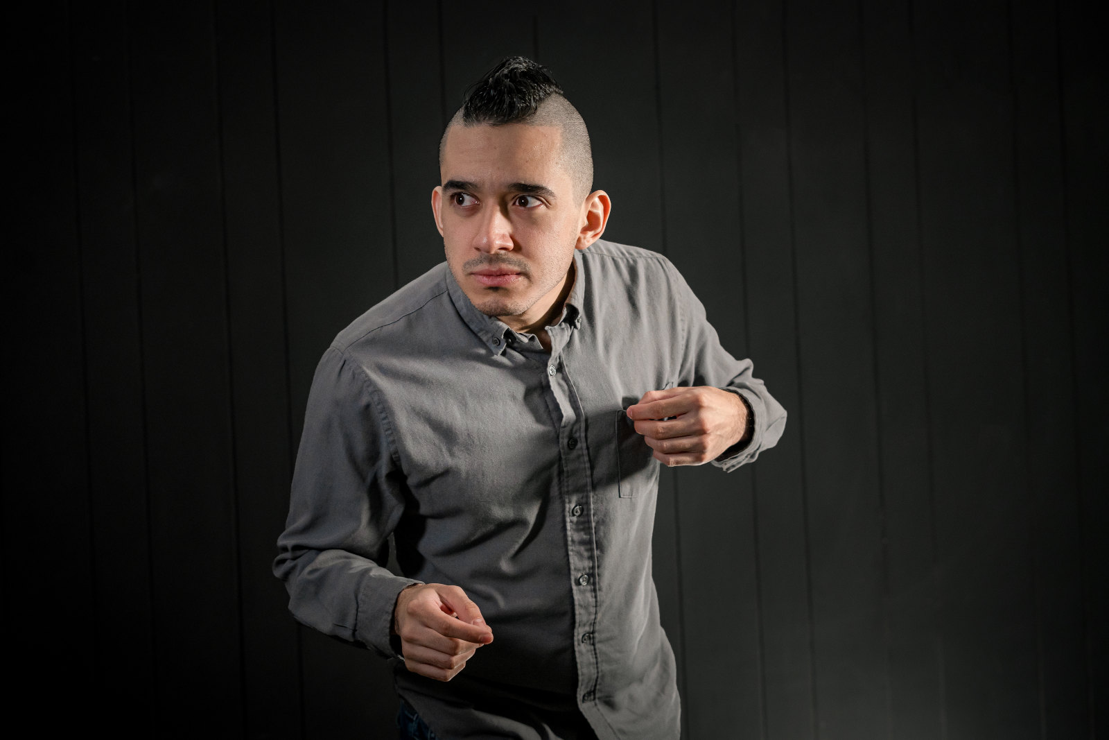 Daniel Andrés Rivera Flores, fotografía de Víctor de la Cruz para www.ActorsOutlined.com