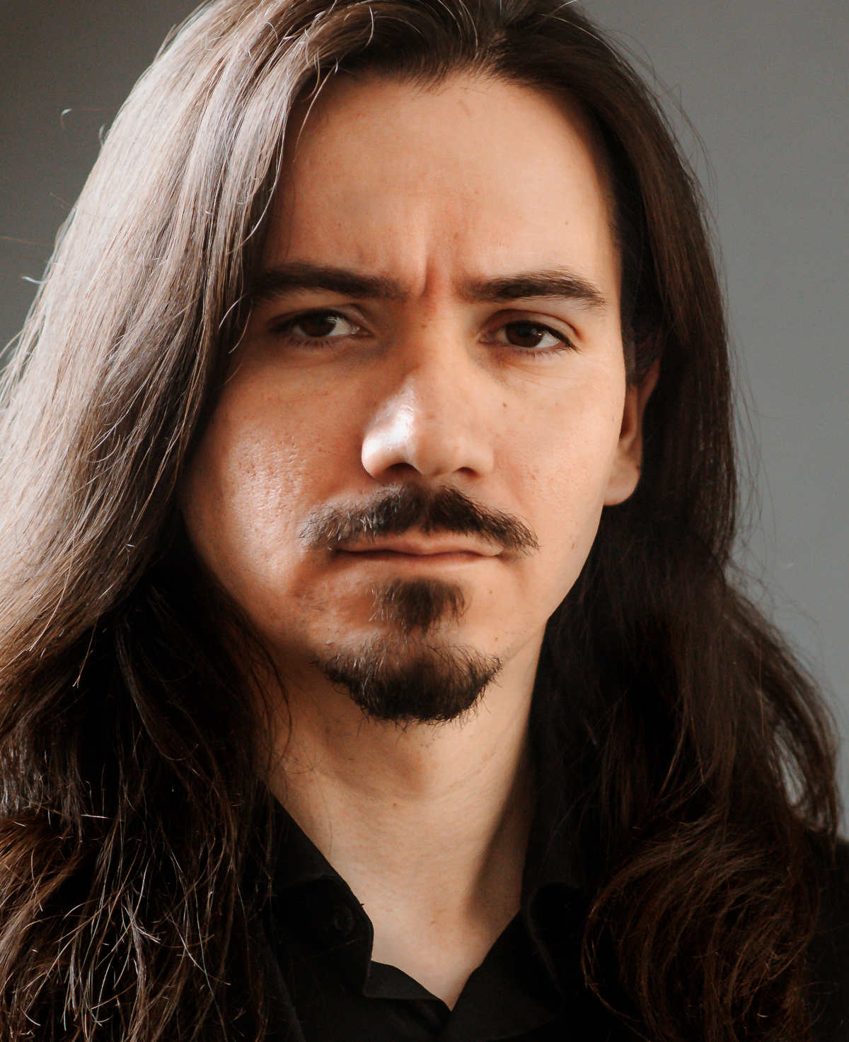 Ángel Benítez, fotografía de Alex Montoya para www.ActorsOutlined.com