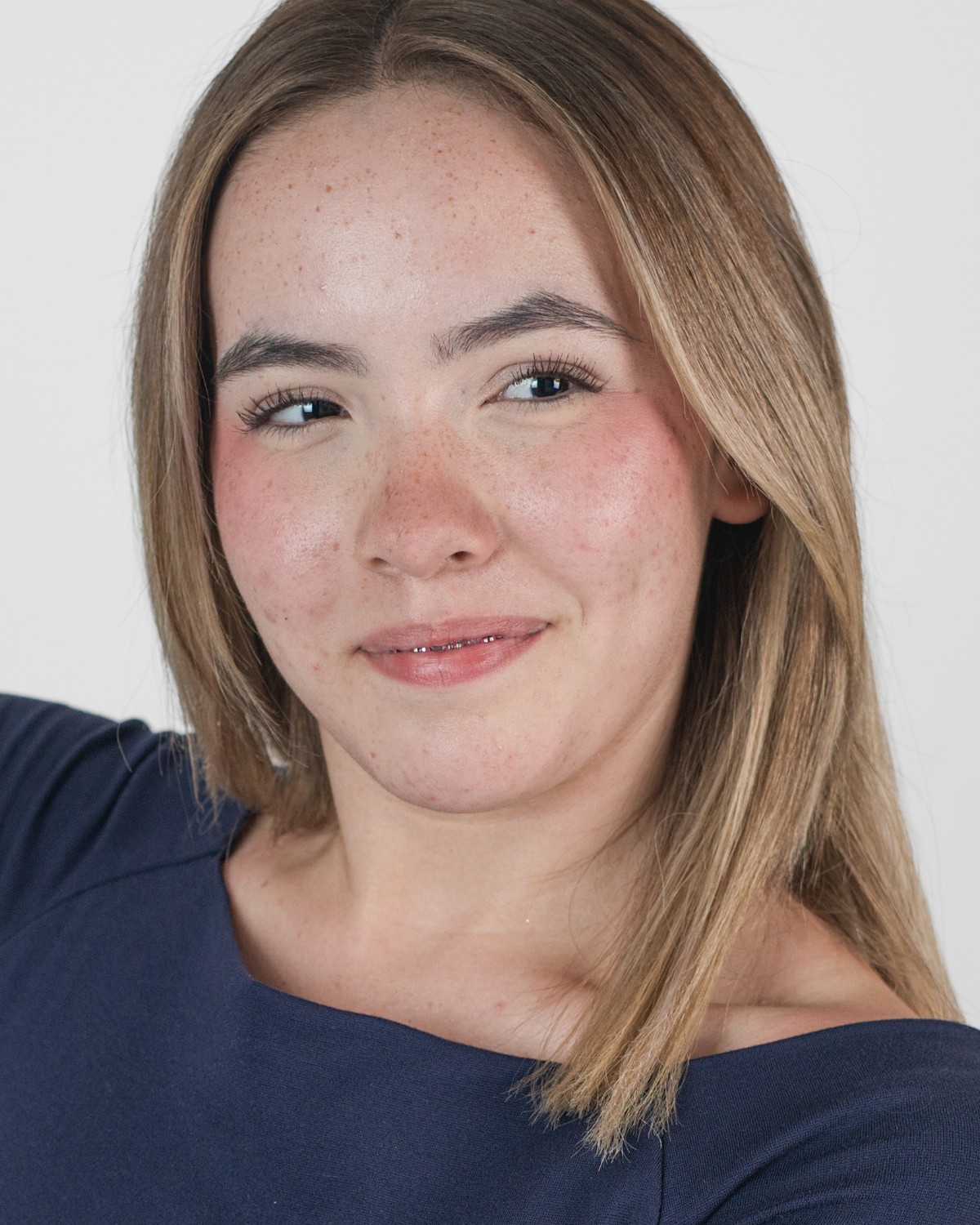 Camila Morales, fotografía de Víctor de la Cruz para www.ActorsOutlined.com