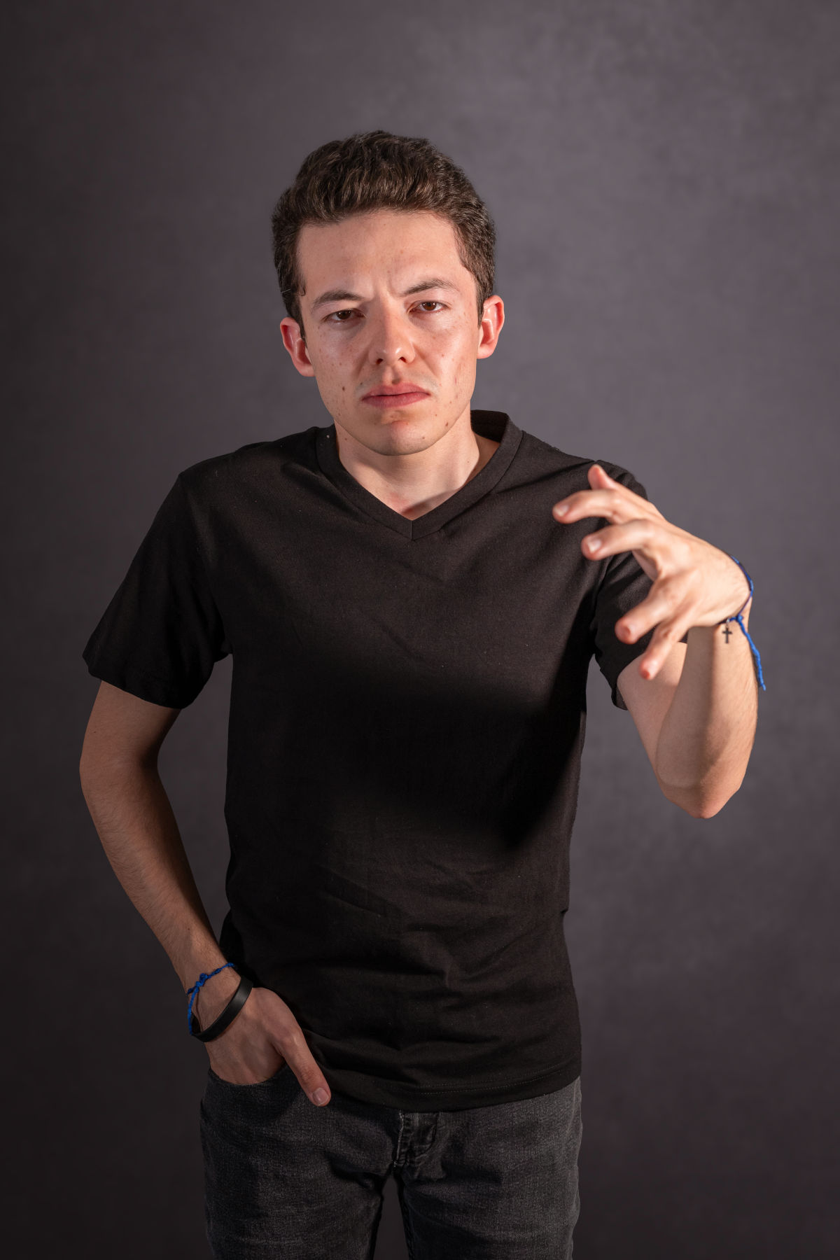 Tomás Fernando Ramírez Quiñones, fotografía de Víctor de la Cruz para www.ActorsOutlined.com