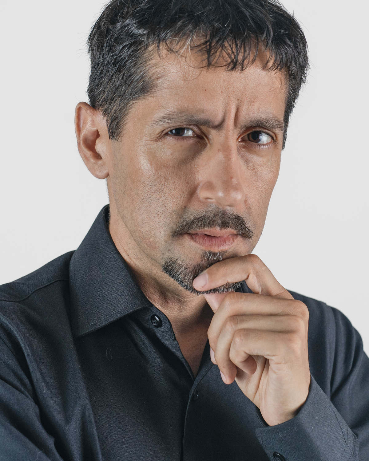 Ricardo Aguirre, fotografía de Victor de la cruz para www.ActorsOutlined.com