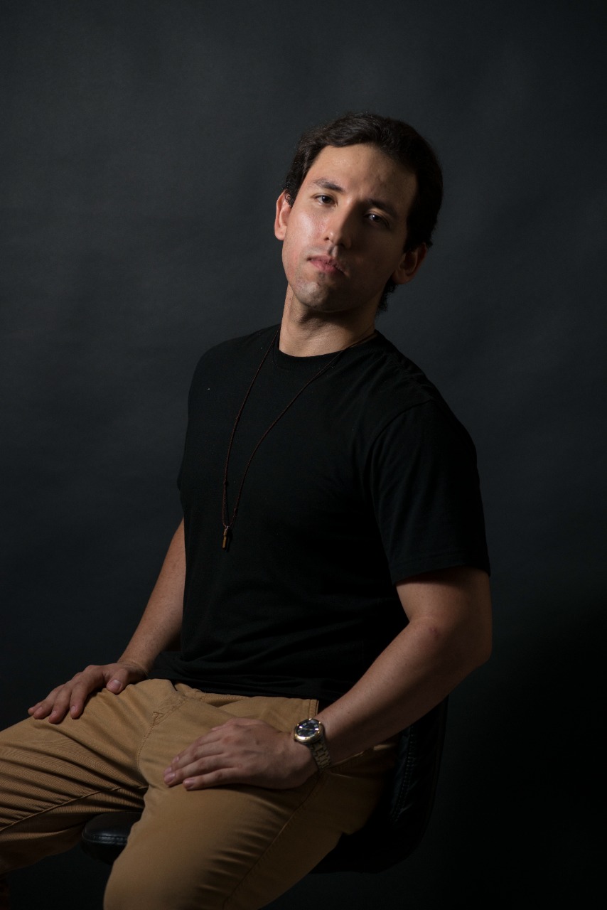 Richie Sotelo, fotografía de Eduardo Gress para www.ActorsOutlined.com