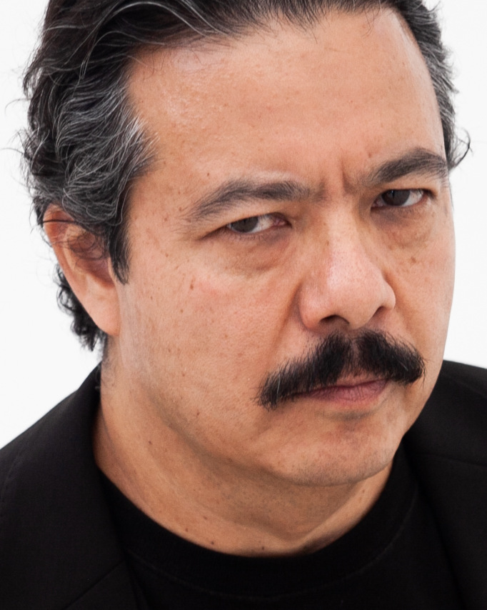 Saúl Saucedo, fotografía de Hogla Liset para www.ActorsOutlined.com